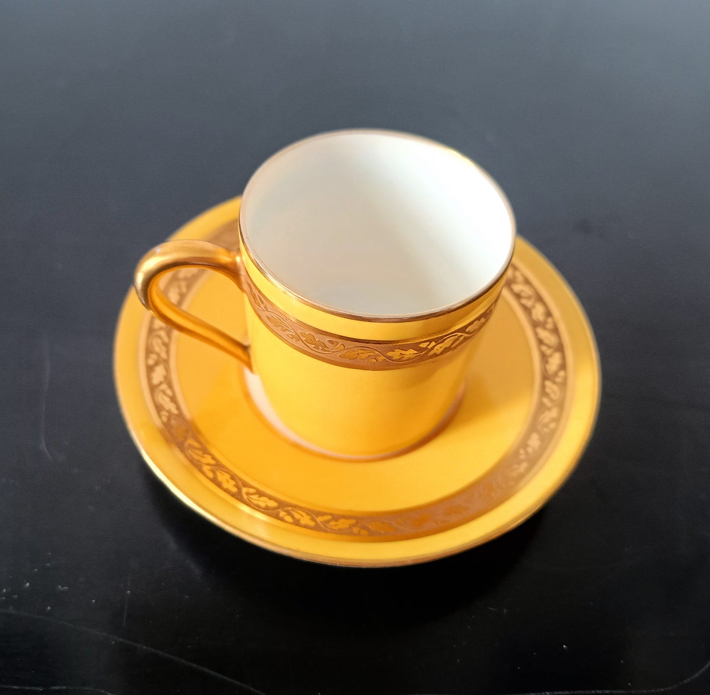 Art Deco Limoges Arlequin Collection: 3 Cups & Saucers, Acid Etched Oak Leaf Gilding, 1929