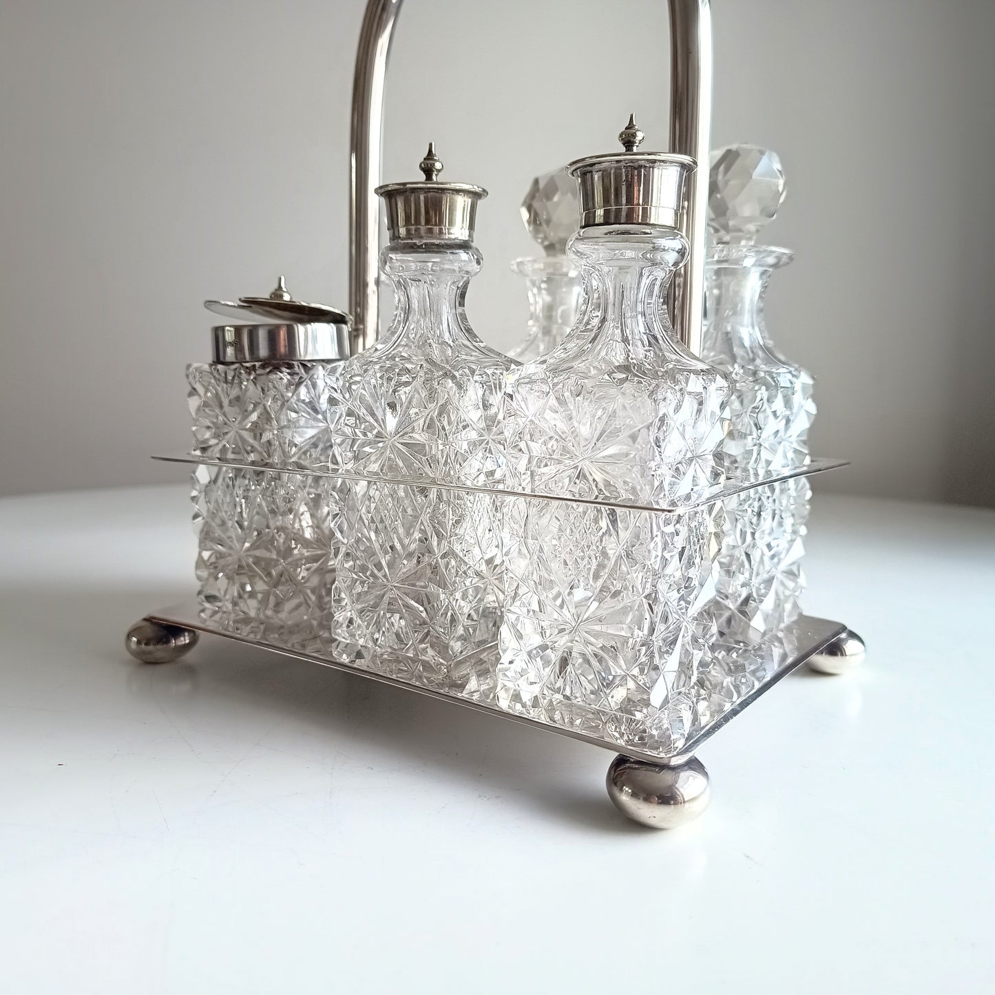 Victorian English Silver Plate Cruet Stand, Cut Glass Bottles Set: Briddon, Sheffield, 1880s