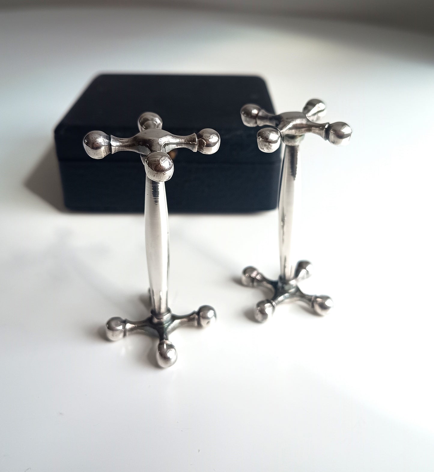 Antique Walker & Hall Silver Plated Knife Rests, Victorian Jack Style Ball End, Original Box