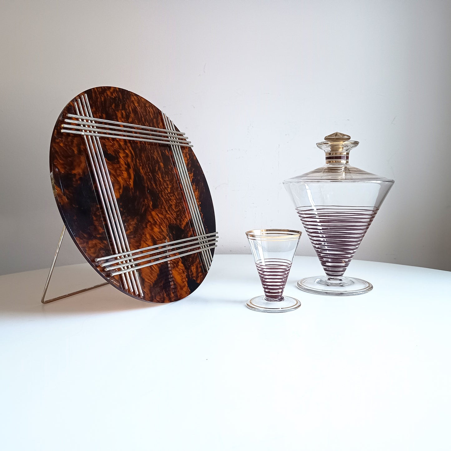 Large Vintage Midcentury Modern Round Tortoiseshell Lucite Tabletop Frame in the style of Christian Dior Home