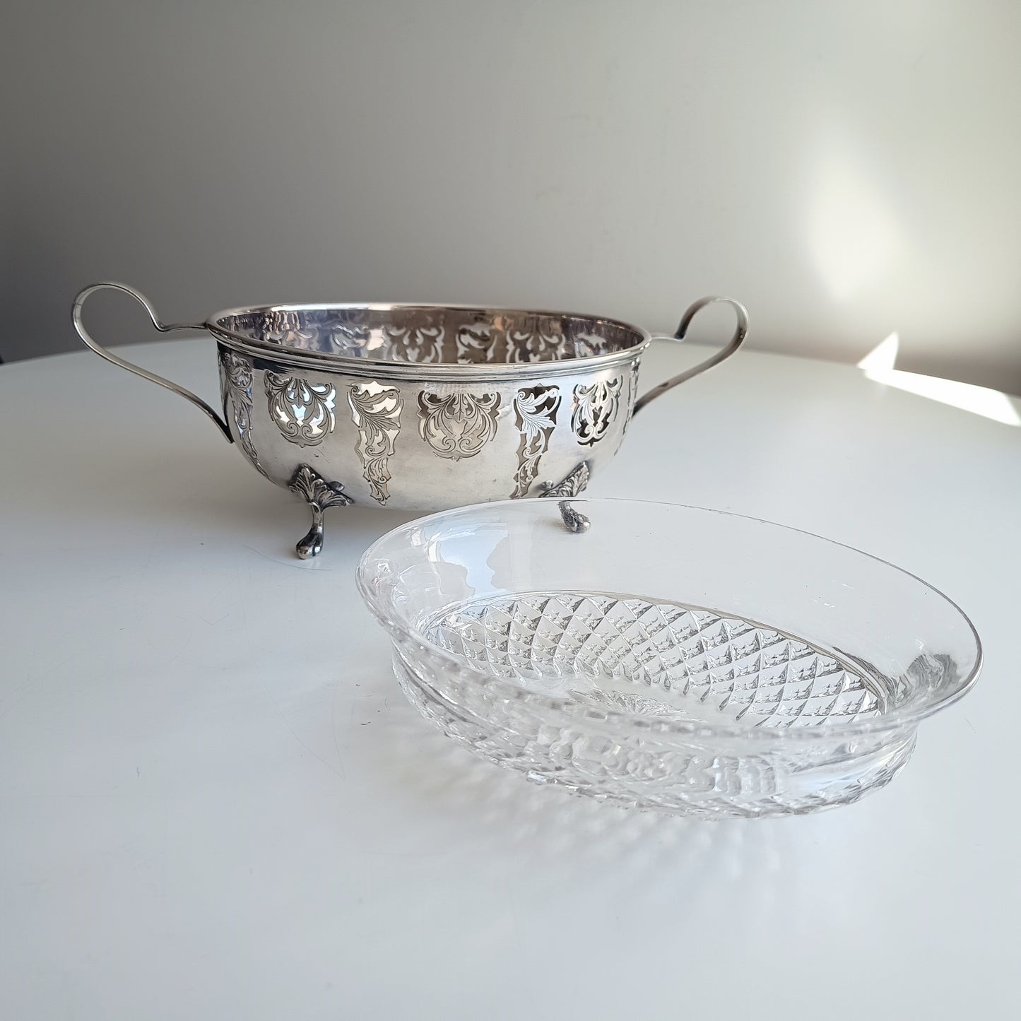 Antique Silver Plate Salad Serving Bowl: Curved Handles, Acanthus Feet, Belle Epoque