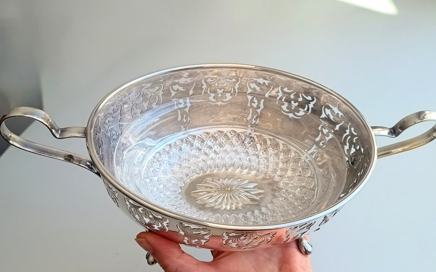 Antique Silver Plate Salad Serving Bowl: Curved Handles, Acanthus Feet, Belle Epoque