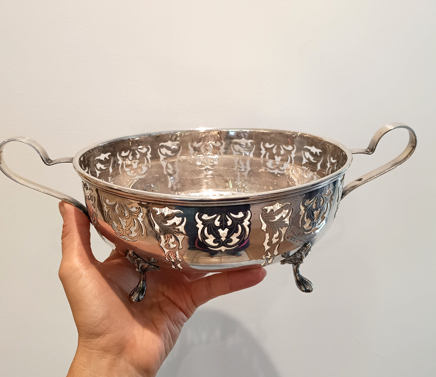 Antique Silver Plate Salad Serving Bowl: Curved Handles, Acanthus Feet, Belle Epoque