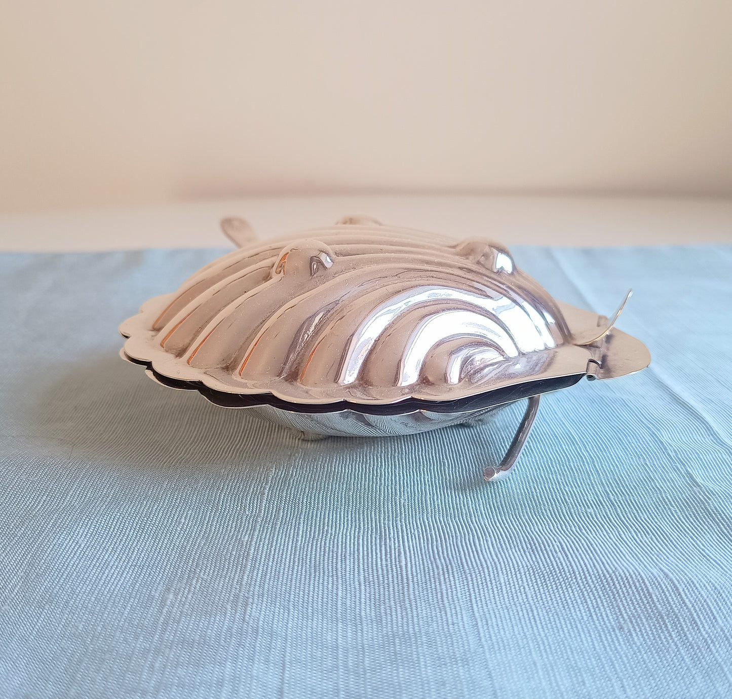 Vintage English Silver Plated Butter Oyster Shell Dish, Art Deco Frosted Glass Condiment Server