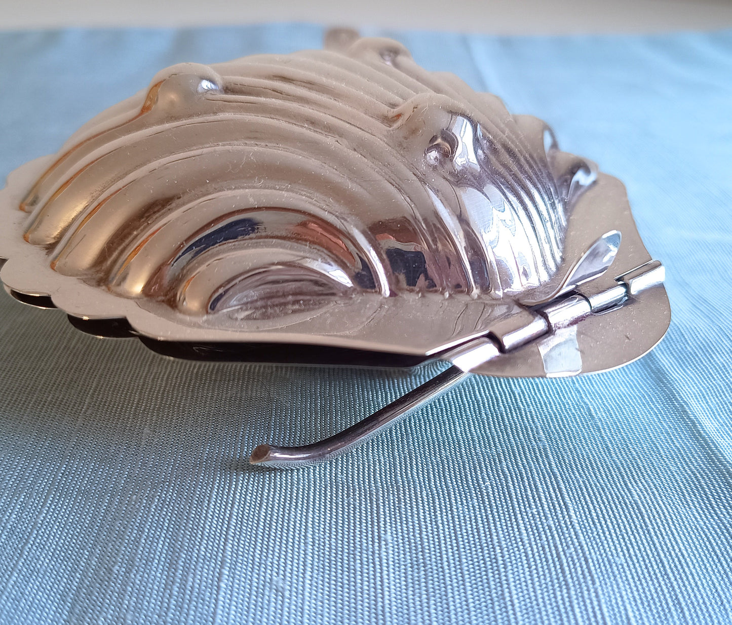 Vintage English Silver Plated Butter Oyster Shell Dish, Art Deco Frosted Glass Condiment Server