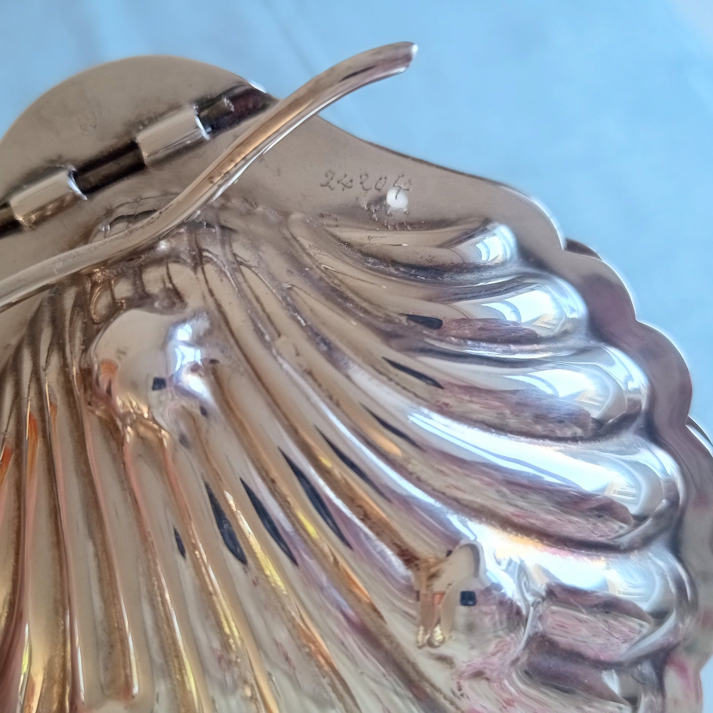 Vintage English Silver Plated Butter Oyster Shell Dish, Art Deco Frosted Glass Condiment Server