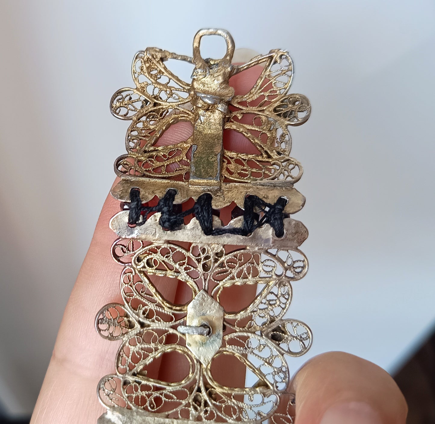 Antique 19thc Swiss Nidwalden Silver Filigree Pyrope Garnet Halbatti Bracelet: Alpine Folk ArtAuthentic 19th-century Swiss "Halbatti" panel bracelet from the Canton of Nidwalden. 

A rare example of regional alpine Trachtenschmuck (traditional folk costum