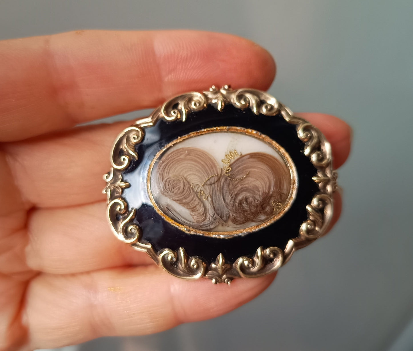 Authentic Victorian Gothic Mourning Brooch c.1860, Pinchbeck & Black Enamel Hairwork Locket