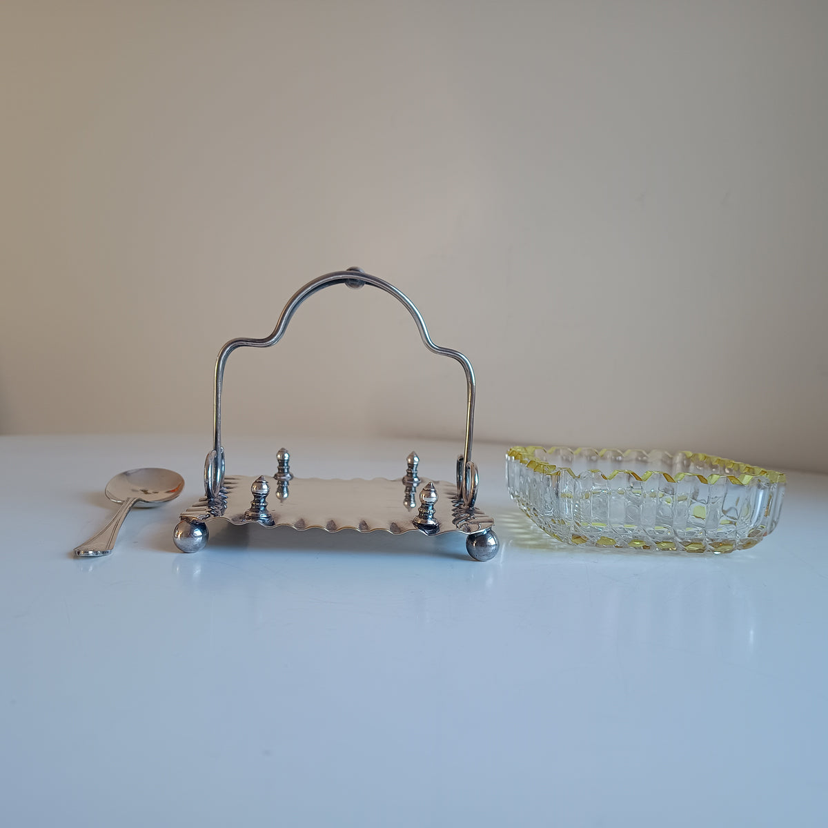 Antique Victorian Marmalade Server: Lemon and Clear Cut Crystal on Silver Plated Display
