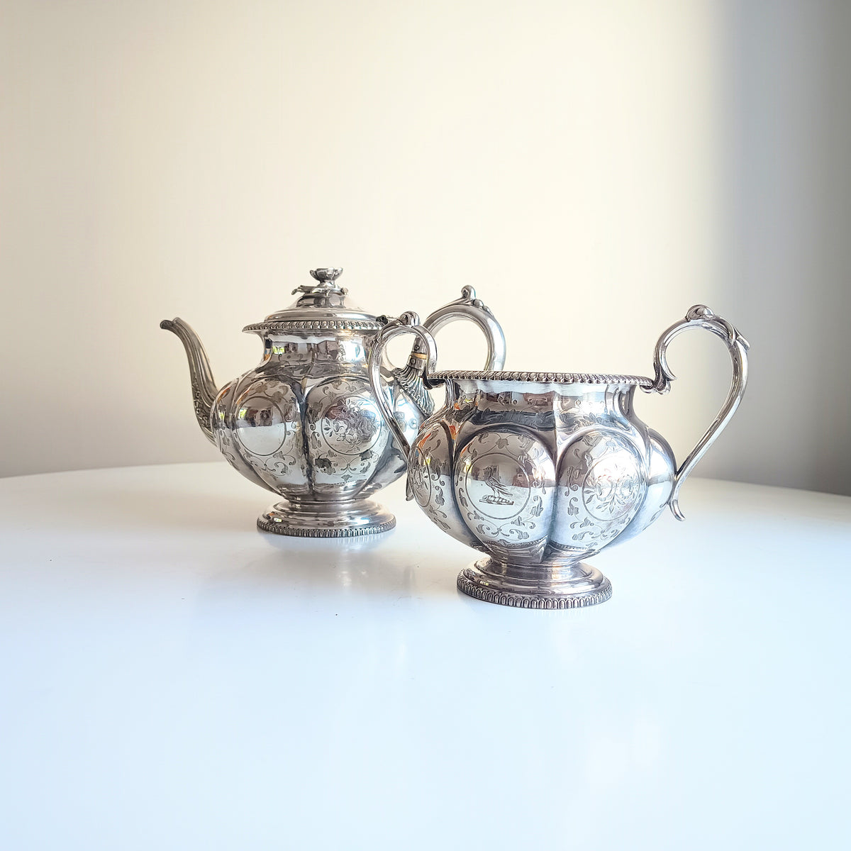 Antique W & G Sissons Silver Plated Teapot Biscuits / Sugar Bowl, Melon Shape, Pheasant Crest