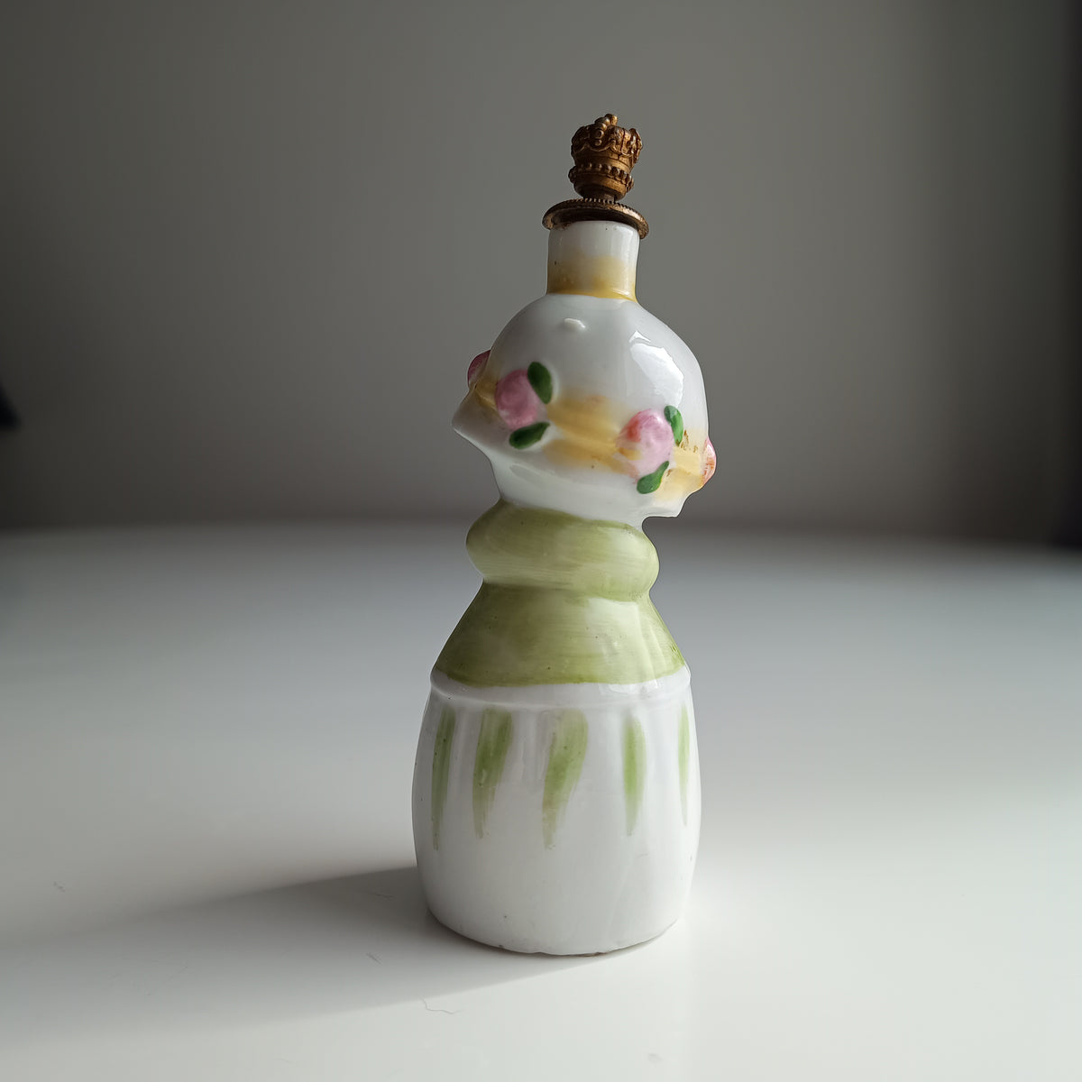 Antique German Art Deco Novelty Anthropomorphic Scent Perfume Bottle: Little Girl, Crown Top