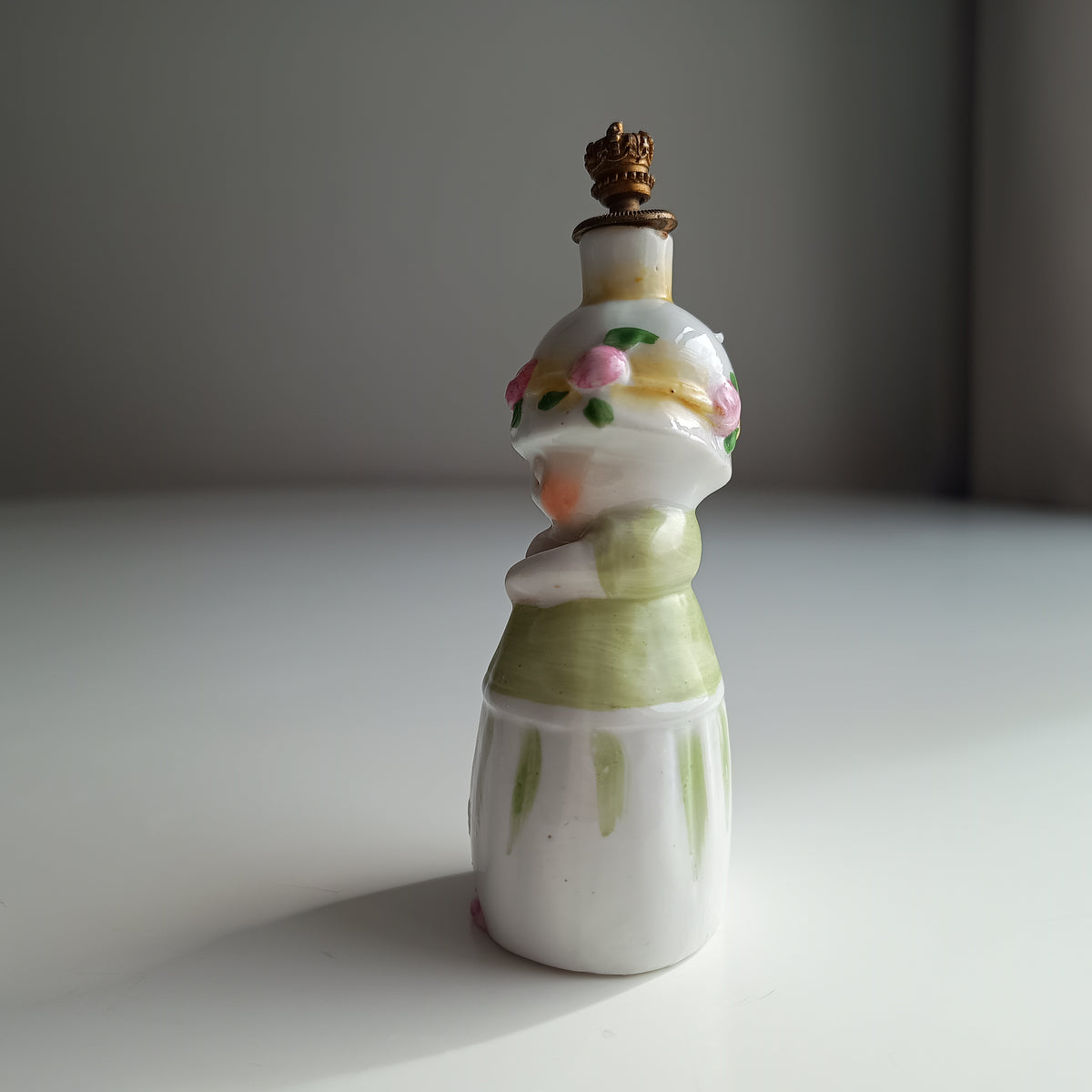 Antique German Art Deco Novelty Anthropomorphic Scent Perfume Bottle: Little Girl, Crown Top