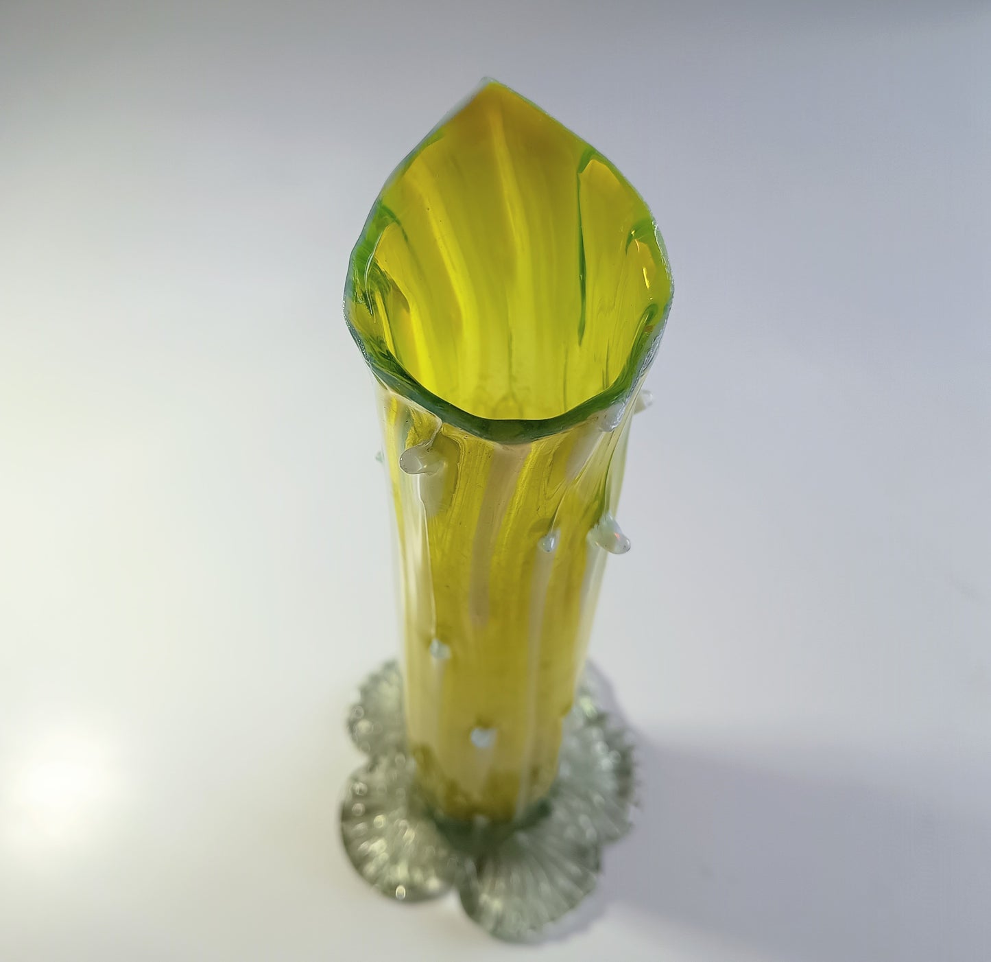 Victorian Art Nouveau Citrine Thorn Glass Vase Bohemia c.1890–1900 Opalescent Accents & Leaf Base