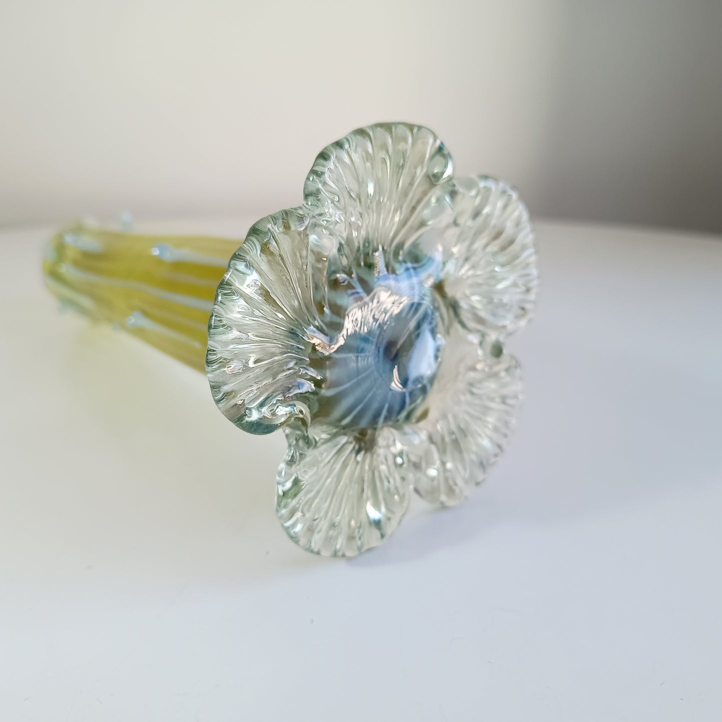 Victorian Art Nouveau Citrine Thorn Glass Vase Bohemia c.1890–1900 Opalescent Accents & Leaf Base