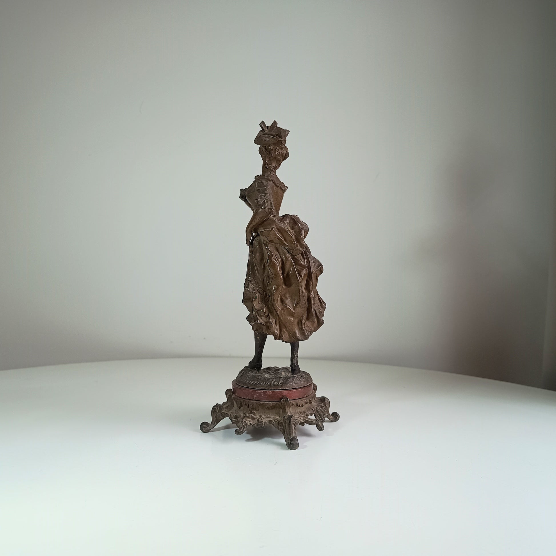 Mantlepiece Bronze ornament