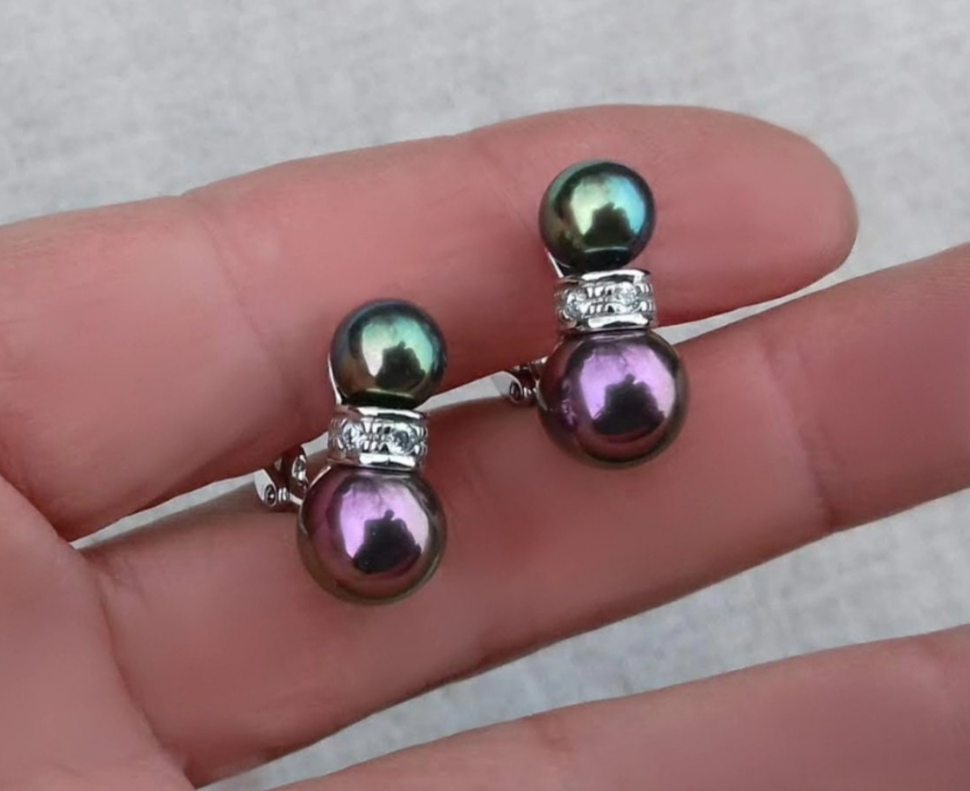 Vintage Majorica Iridescent Pearl Earrings: Sterling Silver, 1980s