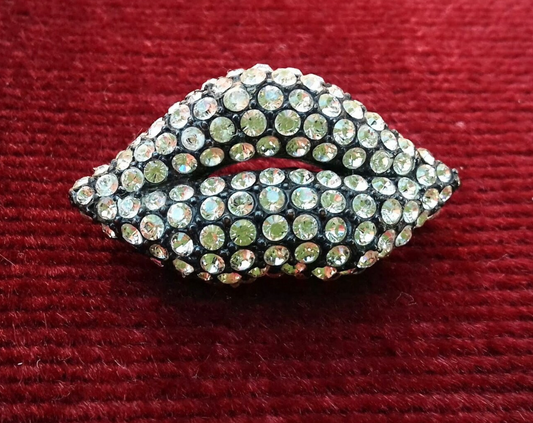 Sonia Rykiel - Authentic Vintage Iconic Couture Brooch "Diamond Lips" with Swarovski crystals in Japanned Metal