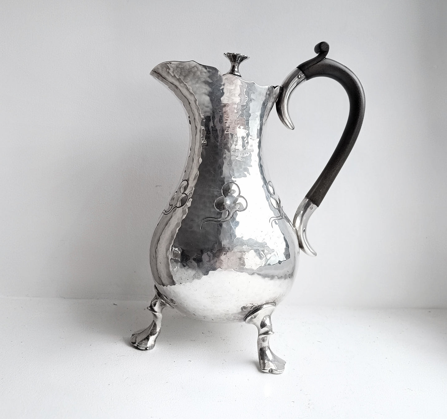 Antique Arts & Crafts Mappin Webb Silver Princes Plate Coffee Pot: Hammered, Trefoil Repoussé Decor