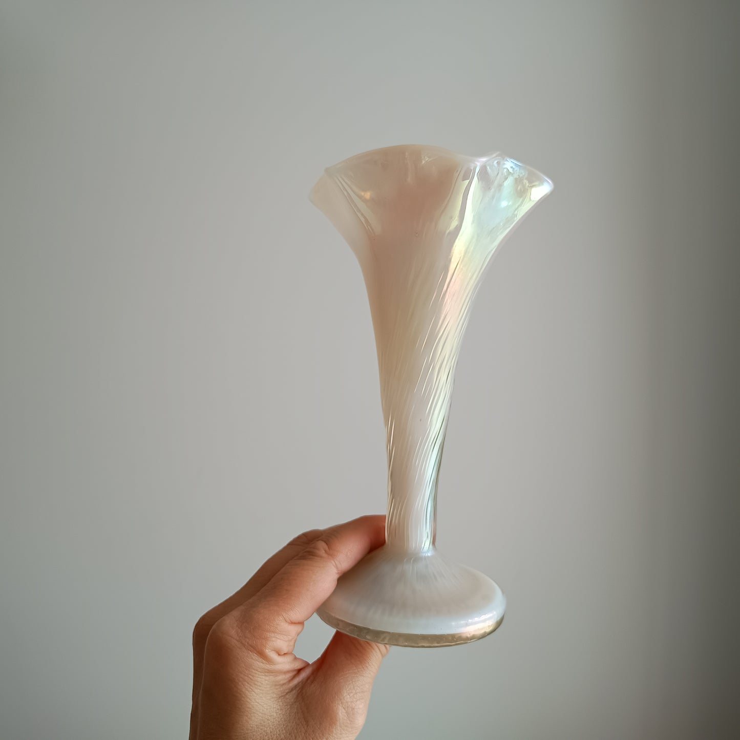 Art Nouveau Glass Vase, Mother of Pearl Irridescent Cased Glass Kralik Martele style, Bohemia c 1900