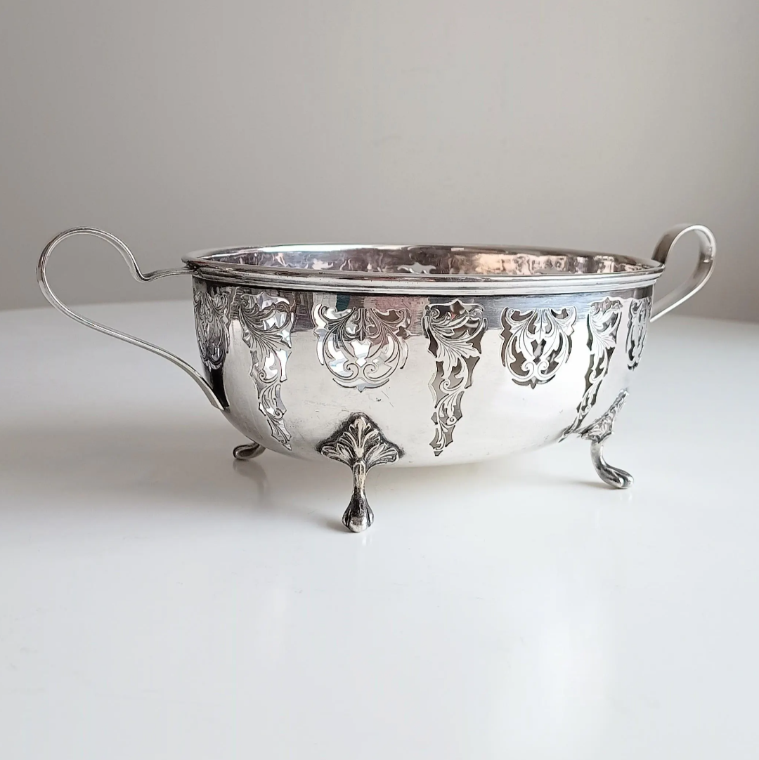 Antique Silver Plate Salad Serving Bowl: Curved Handles, Acanthus Feet, Belle Epoque