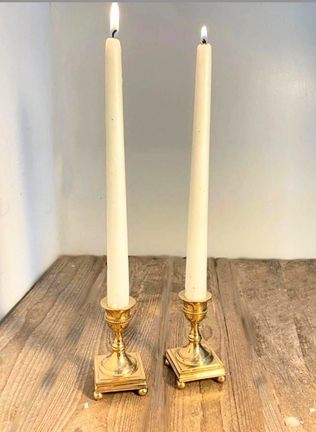 Pair of Vintage Swedish Brass Candle Holders – Erik Jonsson Gelbgjuteri, Gustavian Style (1970s)