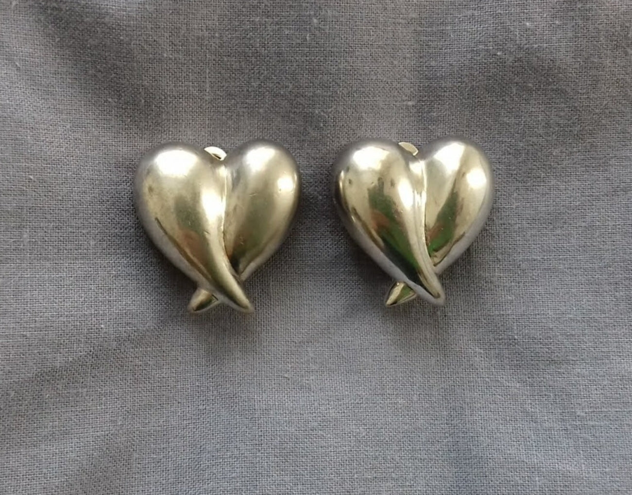 Escada Heart - Authentic Vintage Earrings in Signature Design